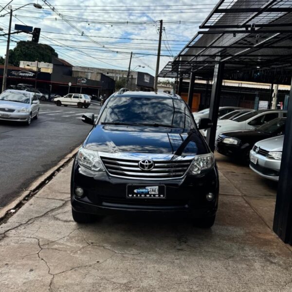 Toyota Hilux SW4 - Imagem 7