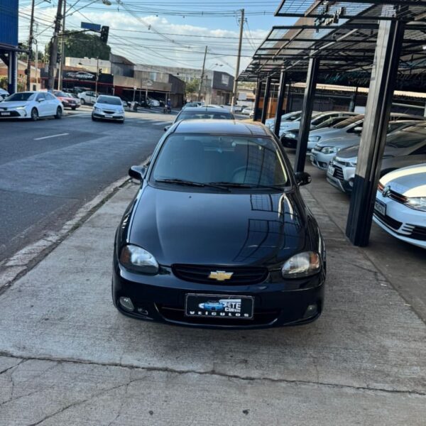 Chevrolet Corsa Wind