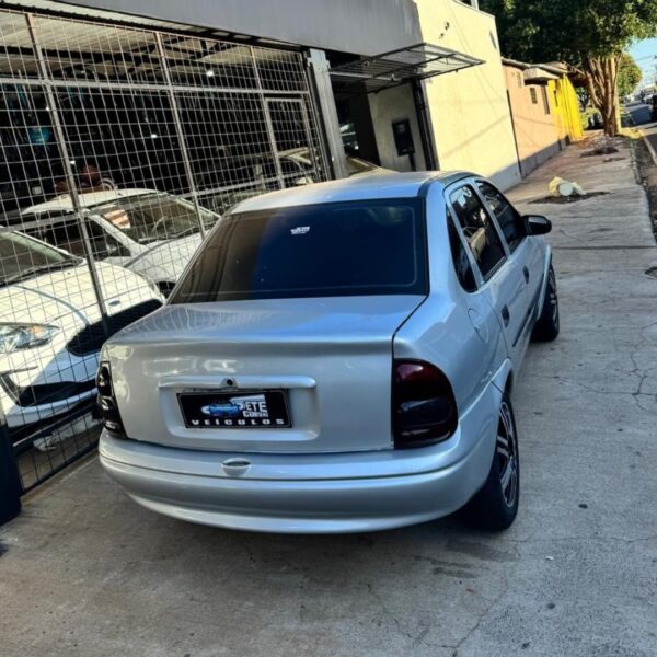Chevrolet Corsa GL - Imagem 6