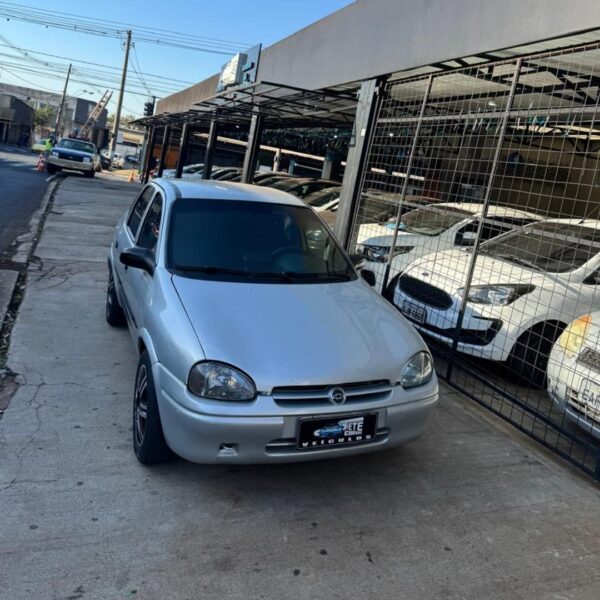 Chevrolet Corsa GL - Imagem 3