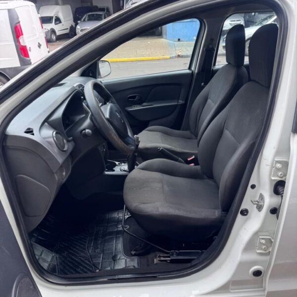 Sandero - Imagem 6