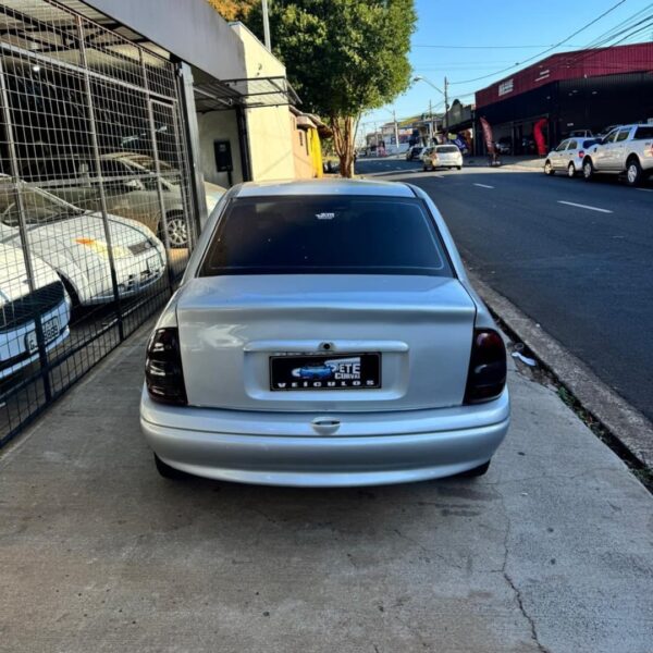 Corsa GL - Imagem 2