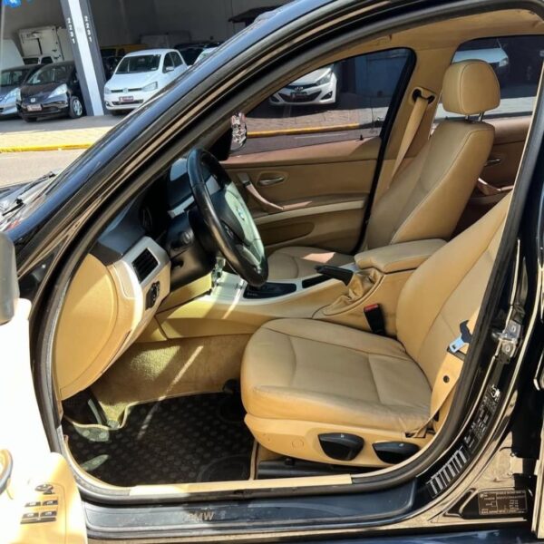 BMW 320I - Imagem 2
