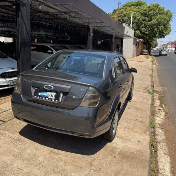 Fiesta Sedan - Imagem 3