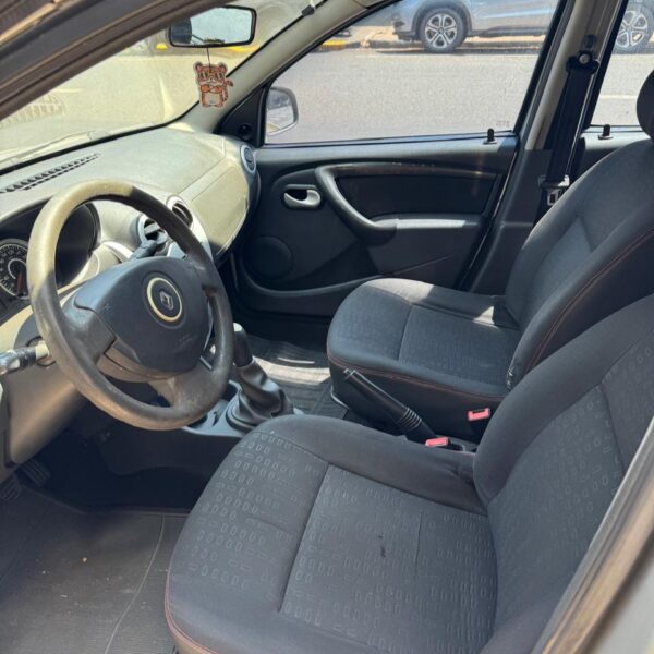 Sandero EXP - Imagem 2